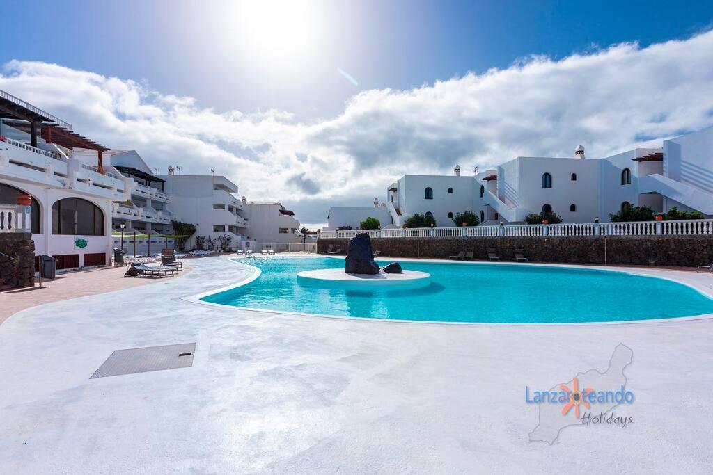 Kiara Vivienda Vacacional Costa Teguise Exterior photo