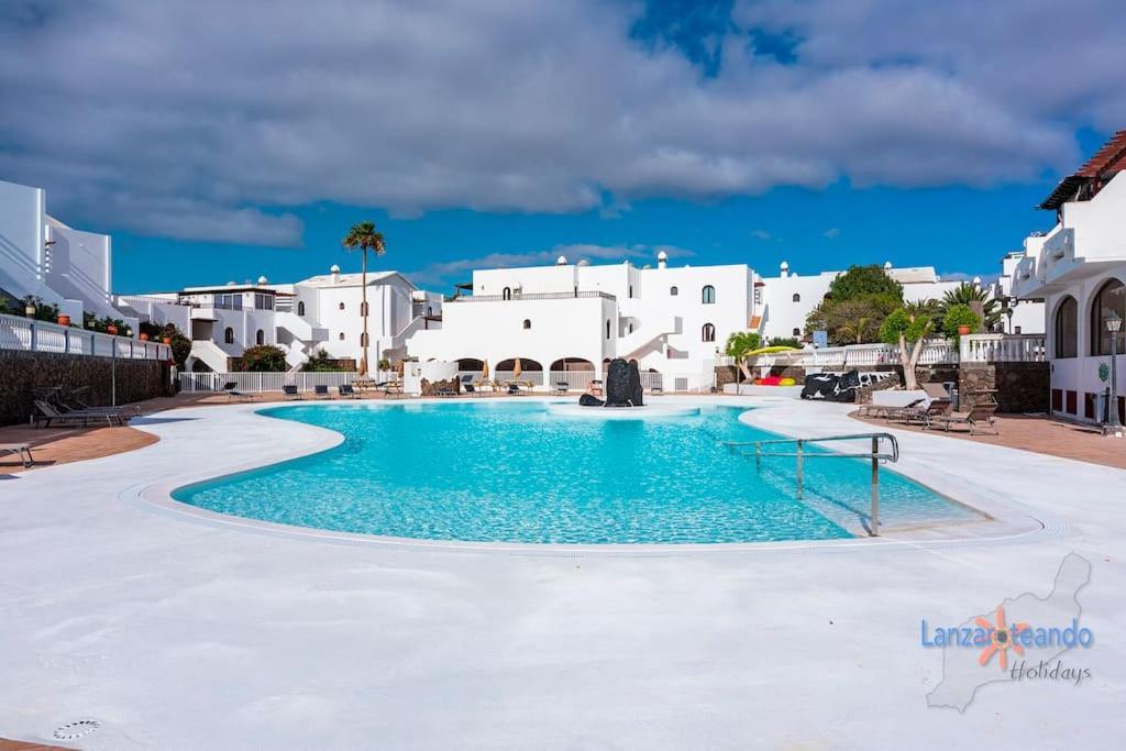 Kiara Vivienda Vacacional Costa Teguise Exterior photo